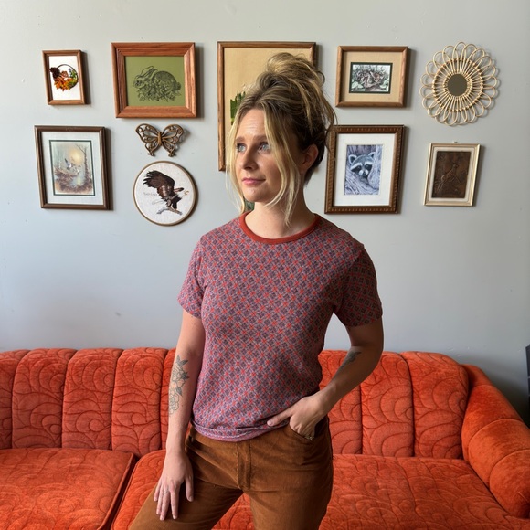 Meet your Posher, Savannah - Picture 1 of 2